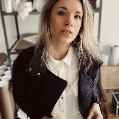 Julie Kraulis portrait